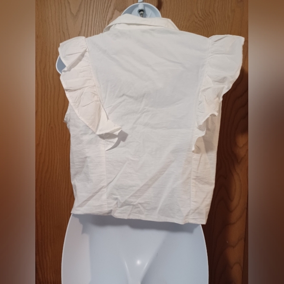 NWT SIM & SAM tie waist button front top - Picture 6 of 9